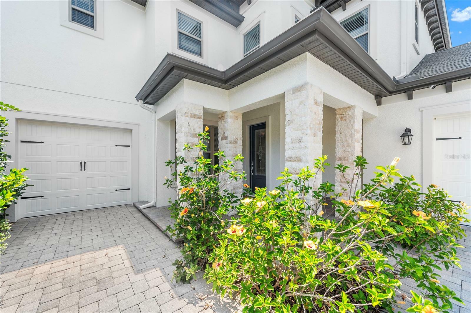 Property Photo: 808 Sherbourne Circle FL 32746