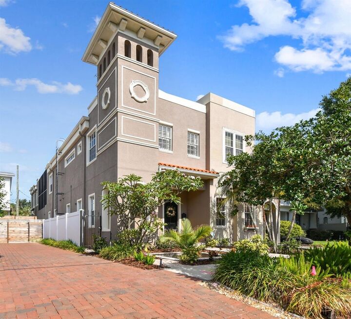 Property Photo: 407 S Fremont Avenue B FL 33606