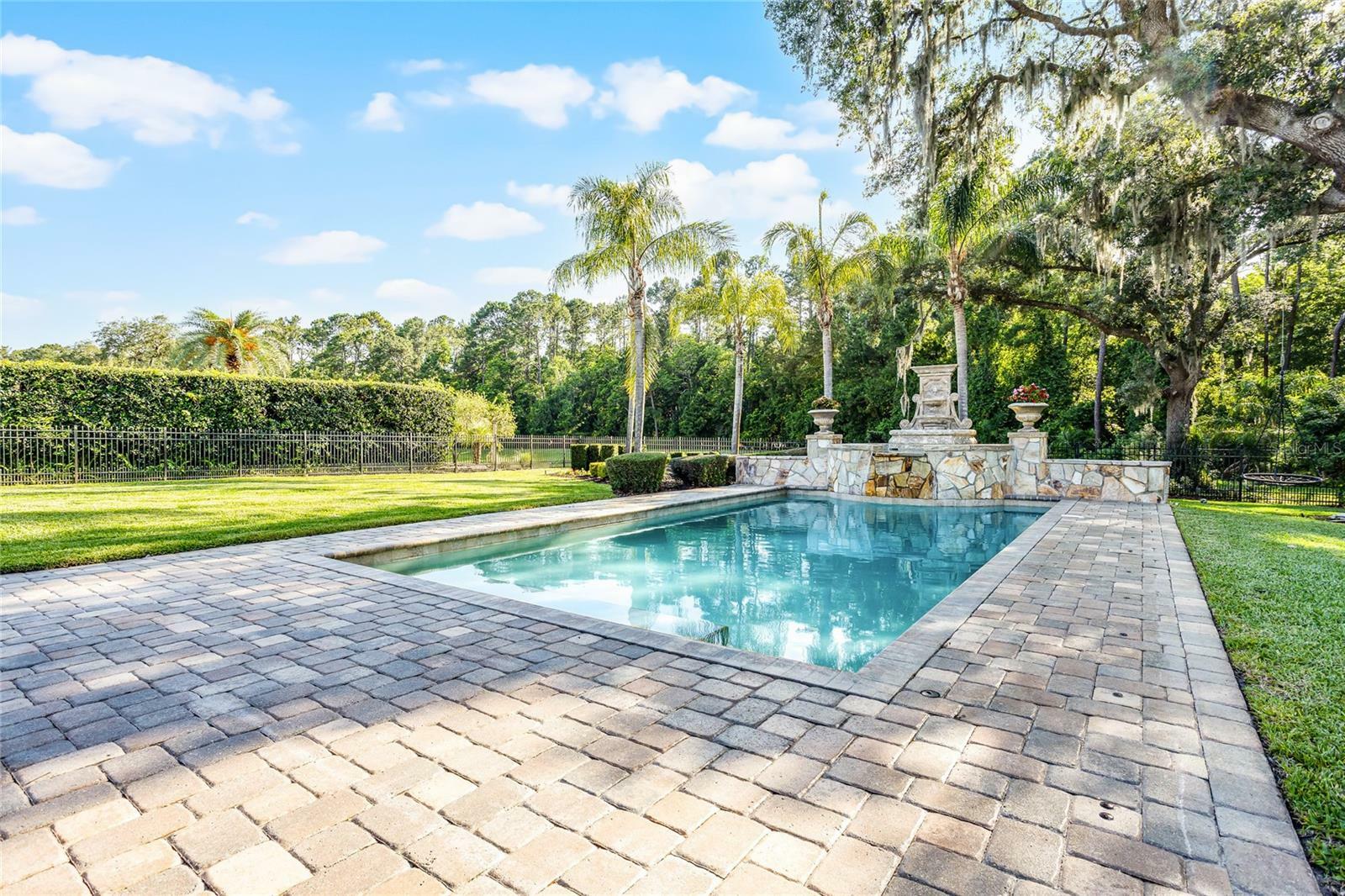 Property Photo: 190 Osprey Hammock Trail FL 32771