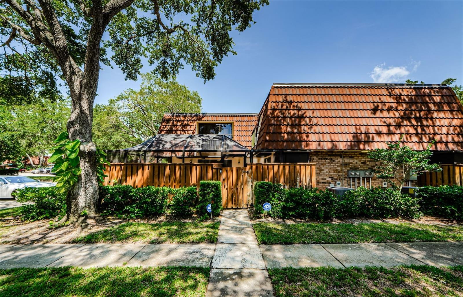 Property Photo: 2706 11th Court FL 34684