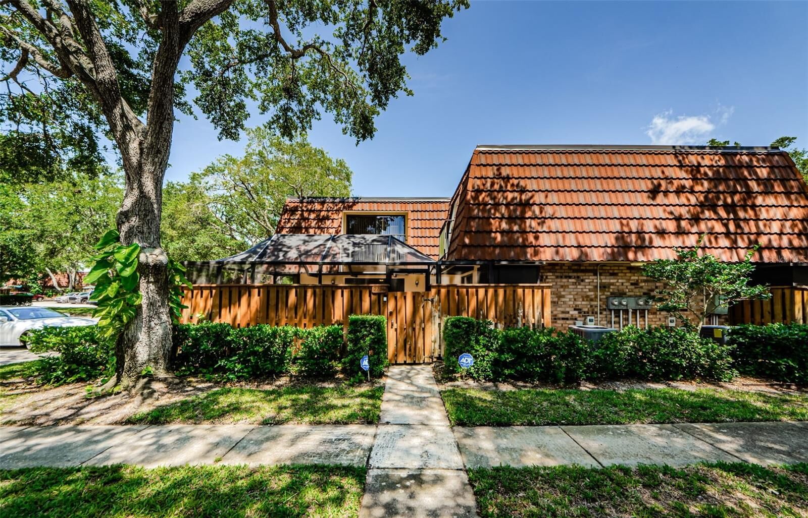 Property Photo: 2706 11th Court FL 34684