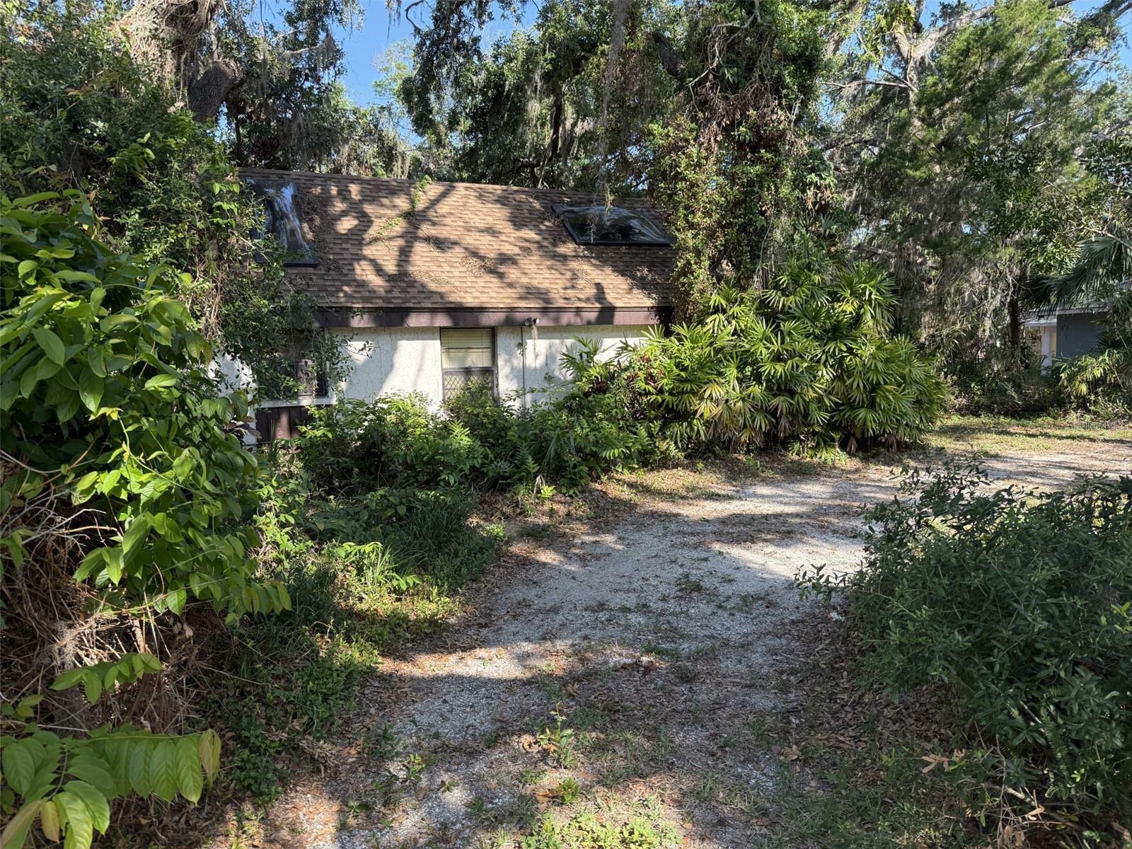 Property Photo: 1511 11th Avenue W FL 34221