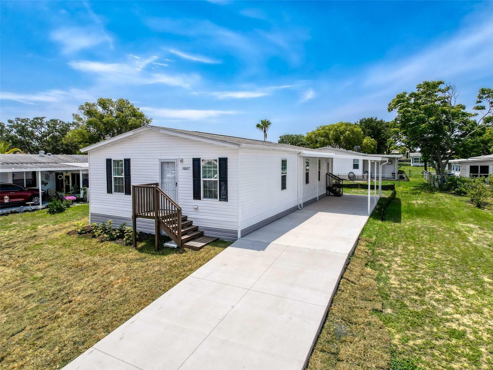 Property Photo: 16037 Brookridge Boulevard FL 34613