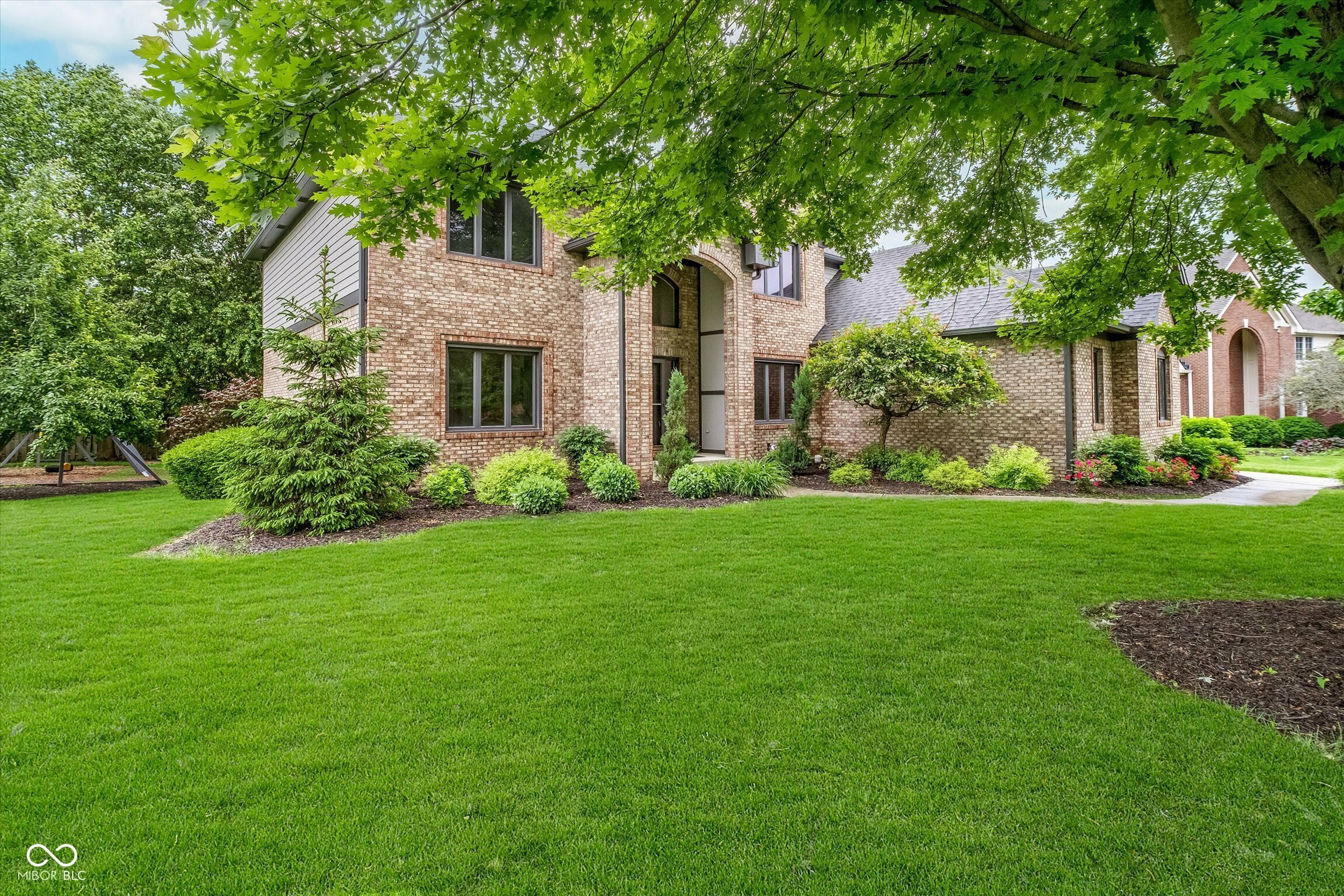 Property Photo: 12563 Sandstone Run IN 46033