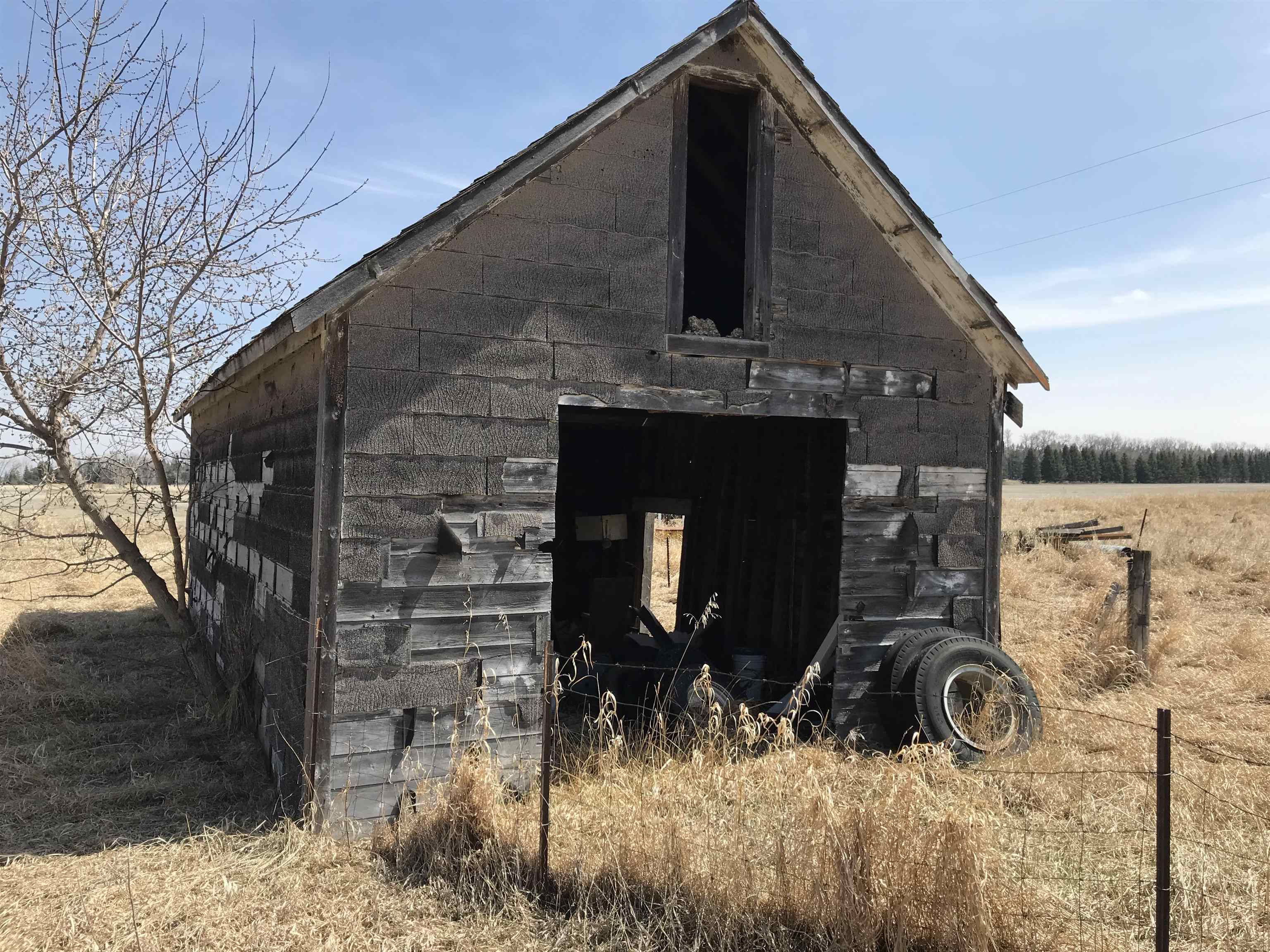 Property Photo: 1560 NW 92nd St ND 58760