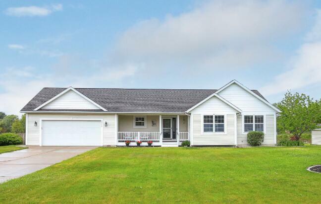 Property Photo: 2962 Brookmere Street MI 49444