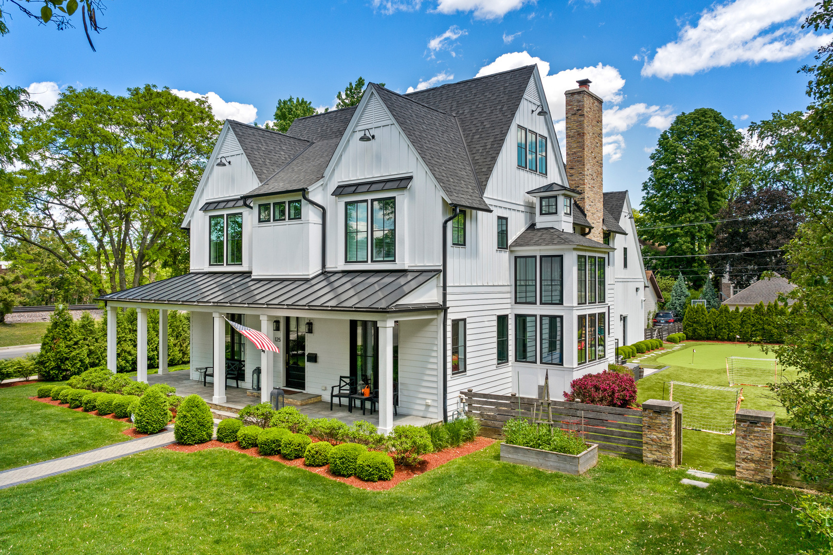 Property Photo: 125 S Madison Street IL 60521
