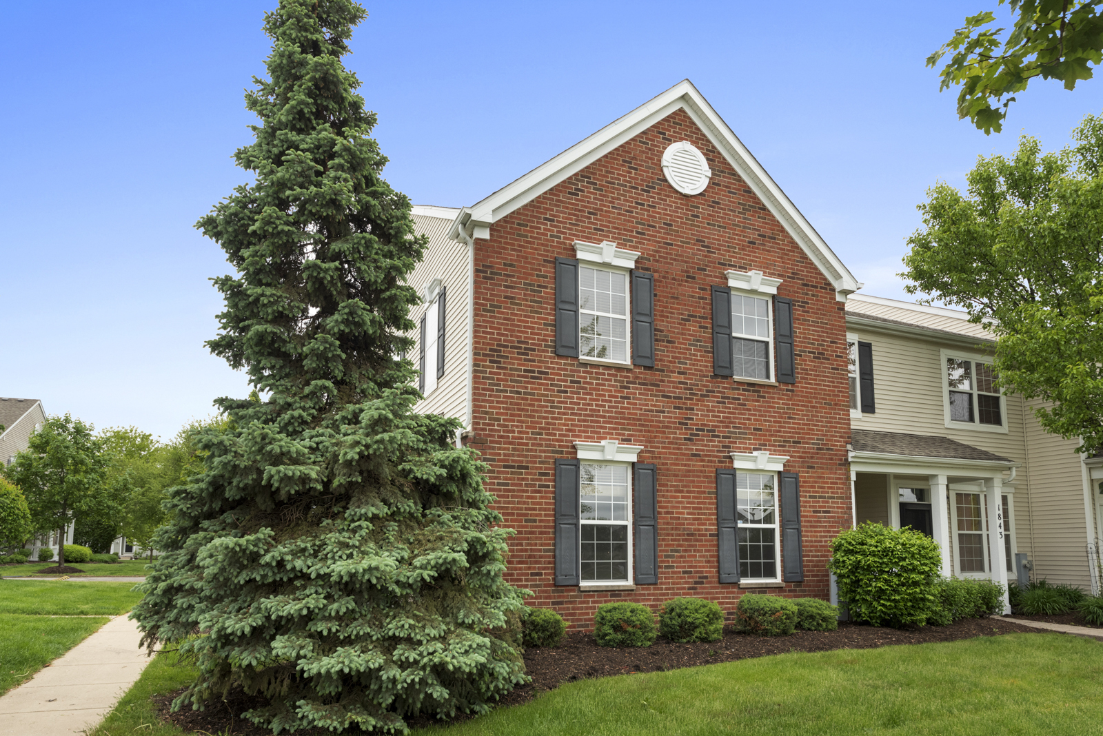 Property Photo: 1841 Havens Drive IL 60098