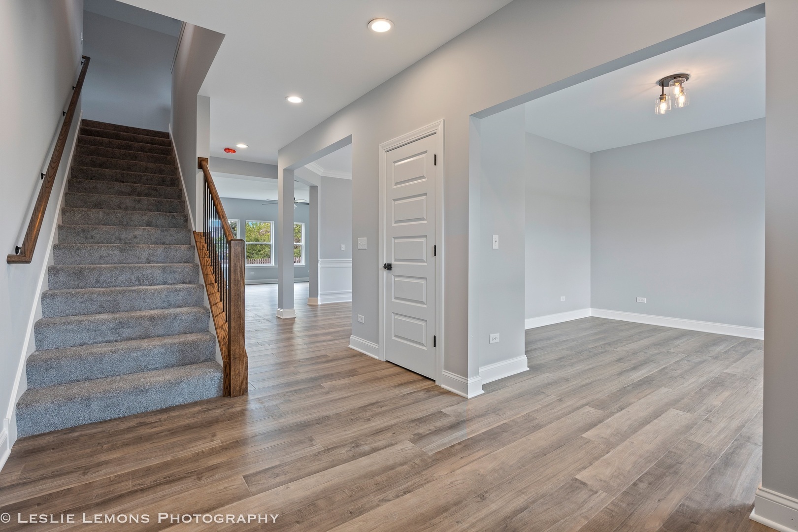 Property Photo: 2823 Cryder Way IL 60560