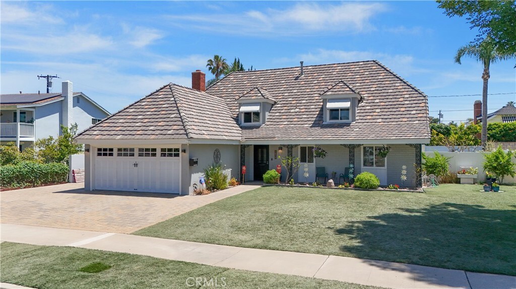 Property Photo: 1879 N Nordic Place CA 92865