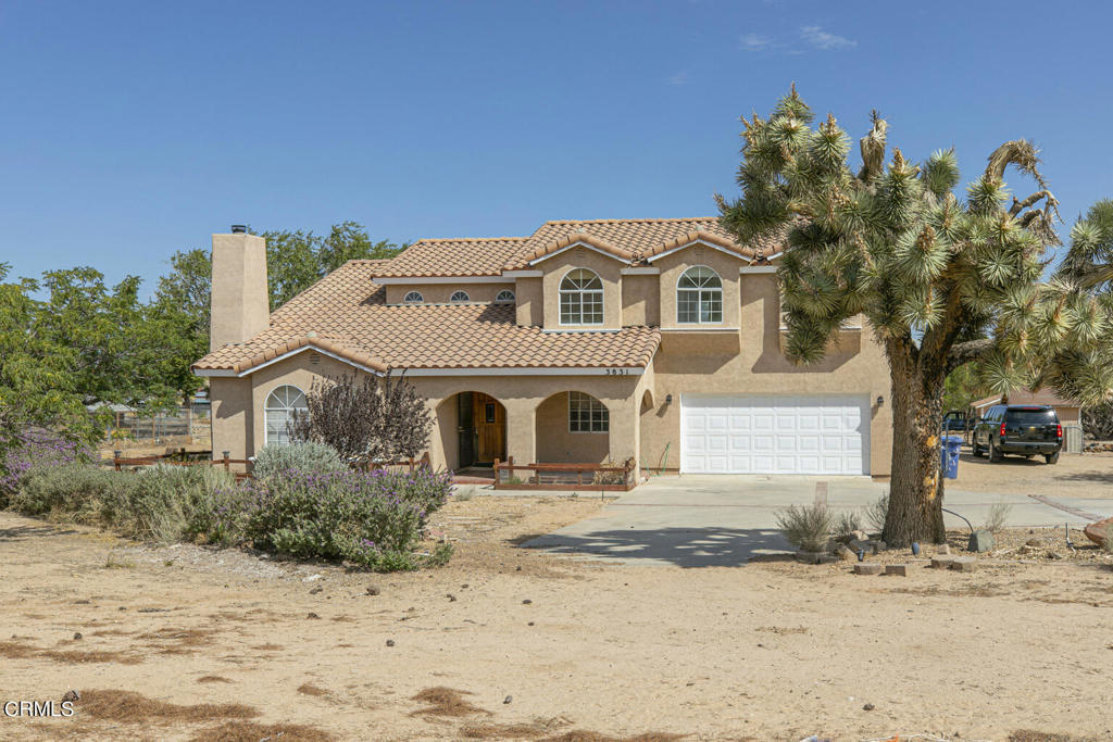 Property Photo: 3831 E Ave T 8 CA 93550