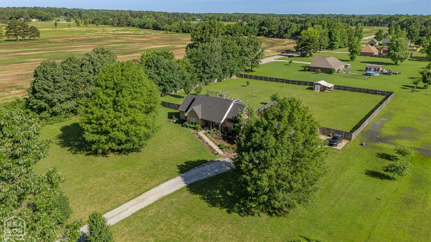 Property Photo: 402 County Road 718 AR 72405