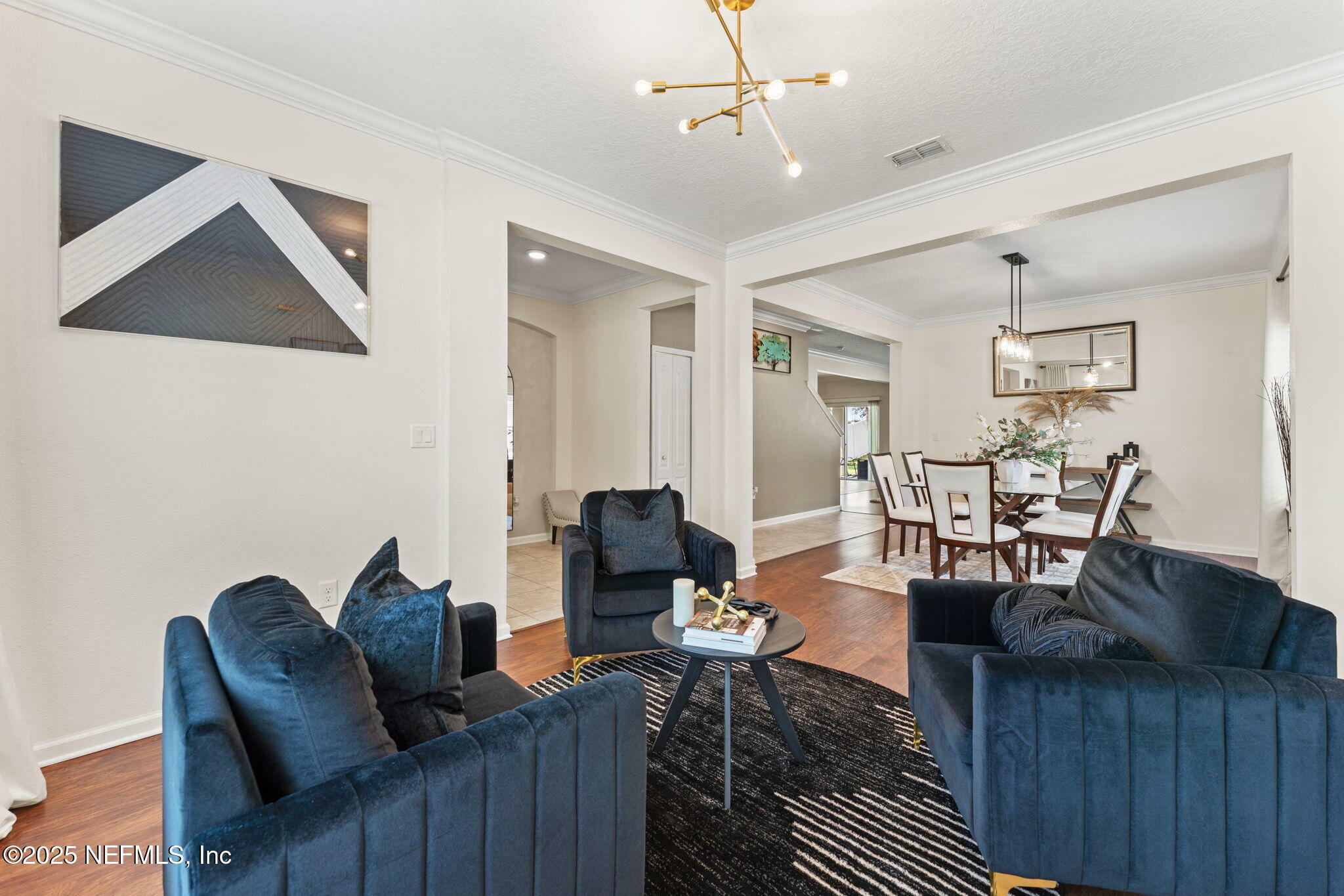 Property Photo:  8918 Devon Pines Drive  FL 32211 