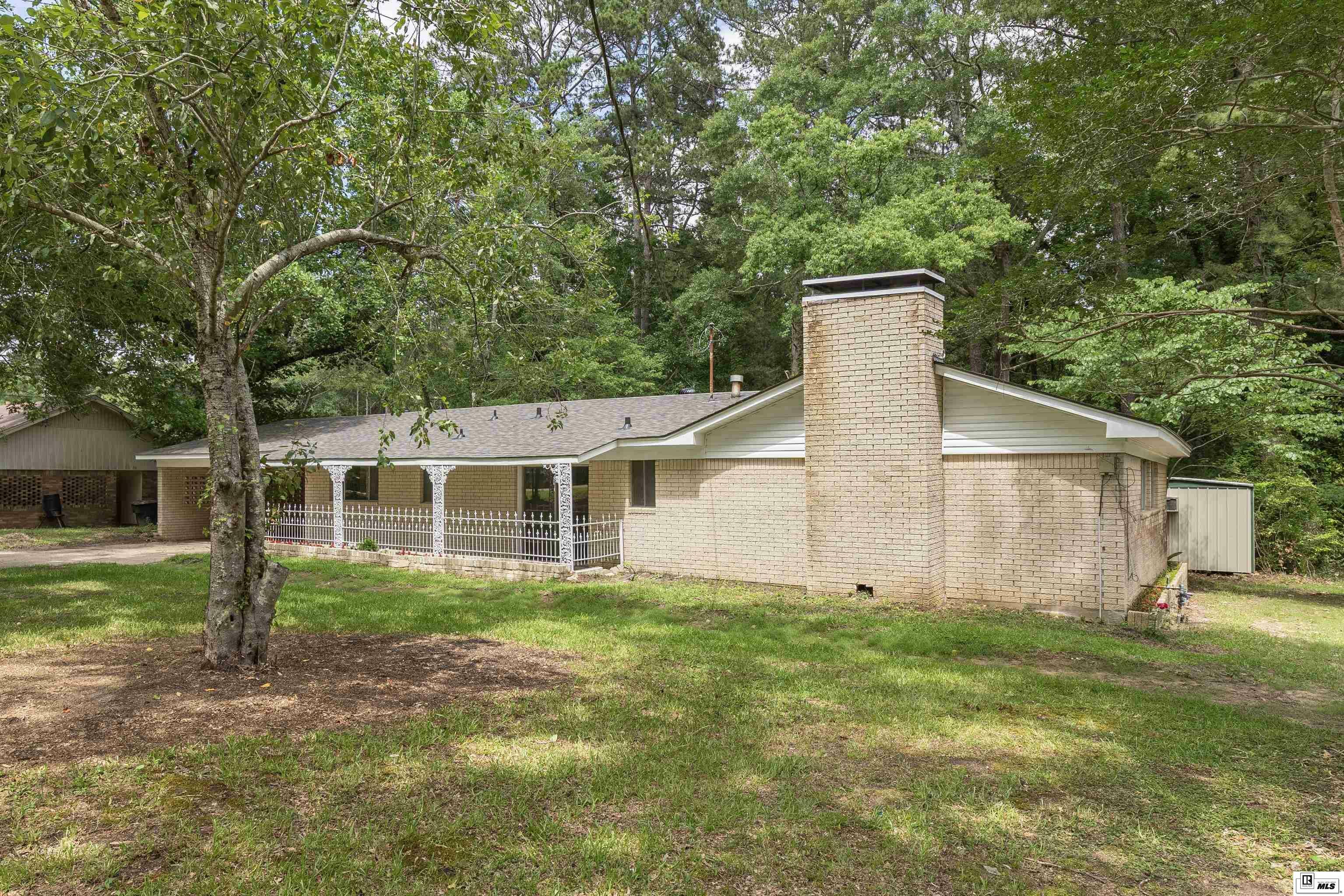Property Photo:  1705 Bistineau Street  LA 71270 