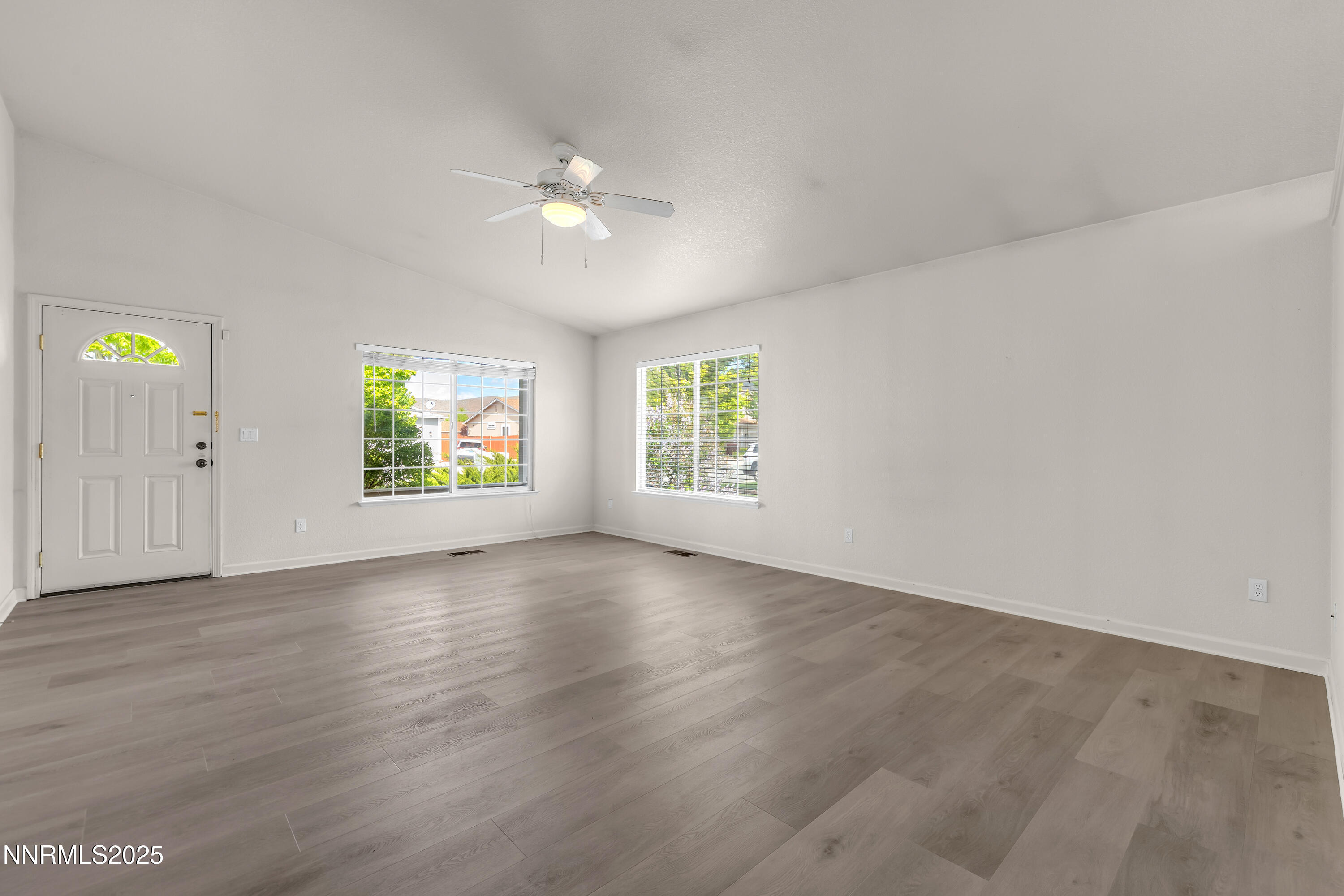 Property Photo: 17330 Desert Lake Drive NV 89508