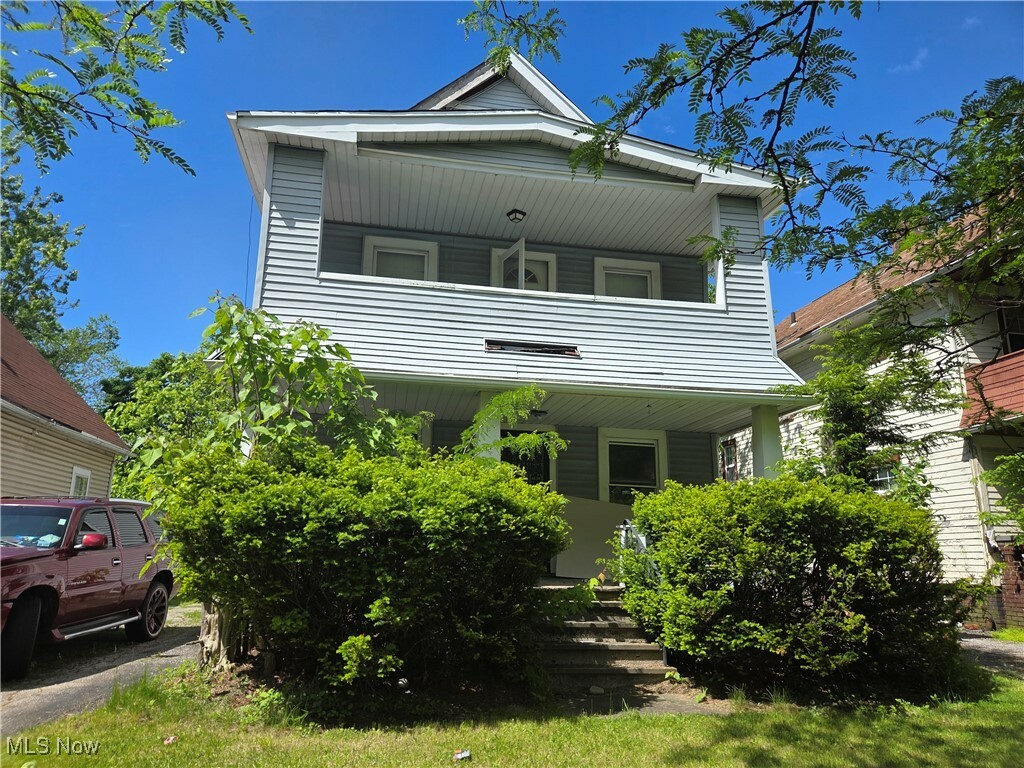 Property Photo: 11813 Soika Avenue OH 44120