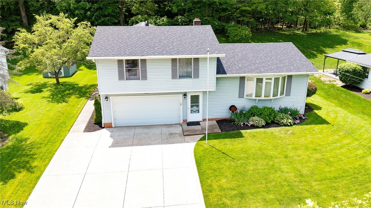 Property Photo: 10128 Belmeadow Drive OH 44087