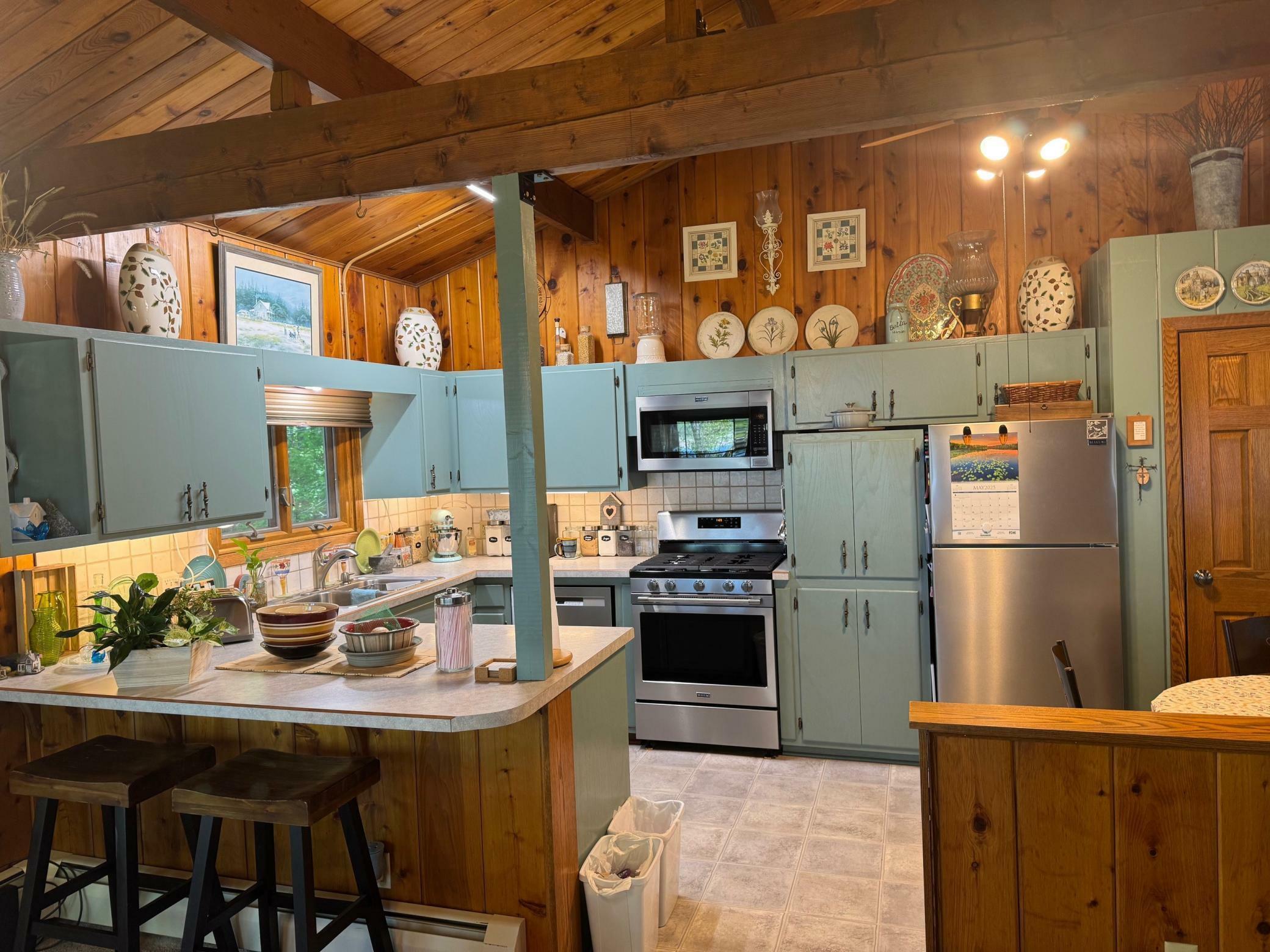 Property Photo: 814 Lakeshore Boulevard W MN 56359