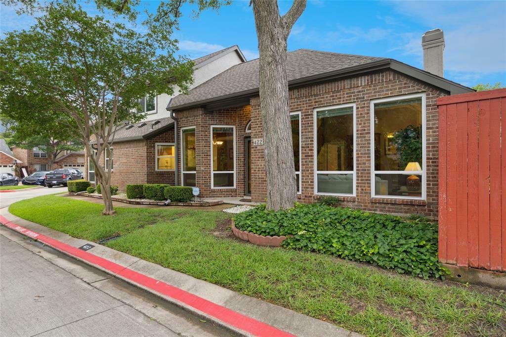 Property Photo: 422 Arbor Creek Drive TX 76039