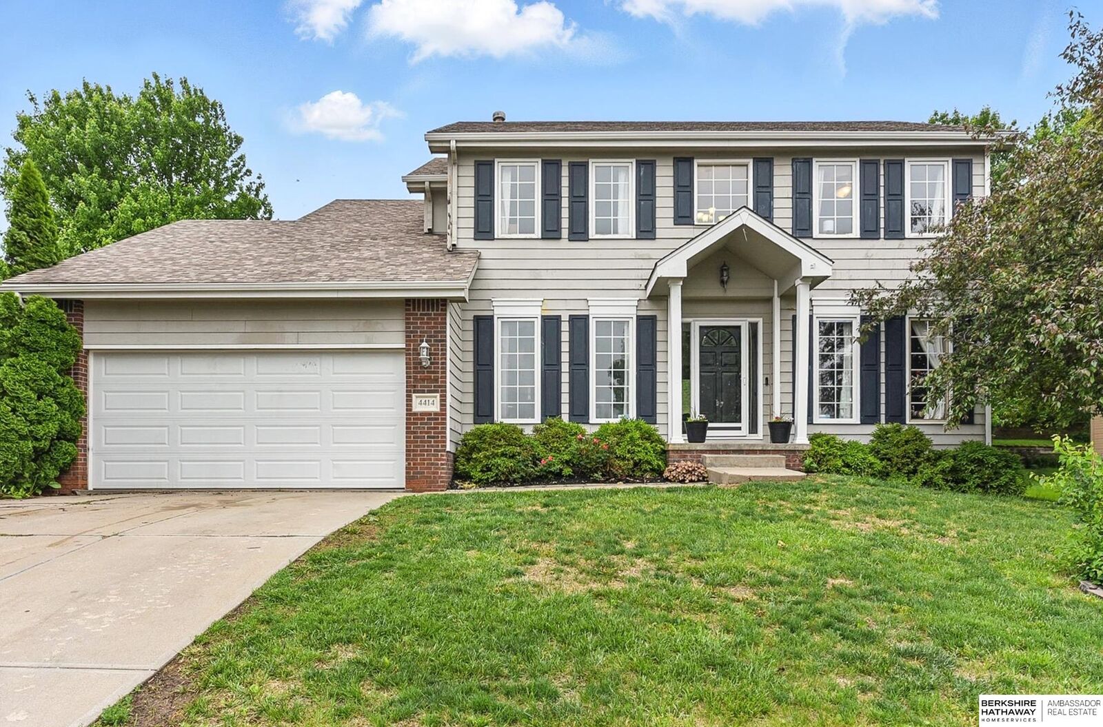 Property Photo:  4414 S 174th Street  NE 68135 