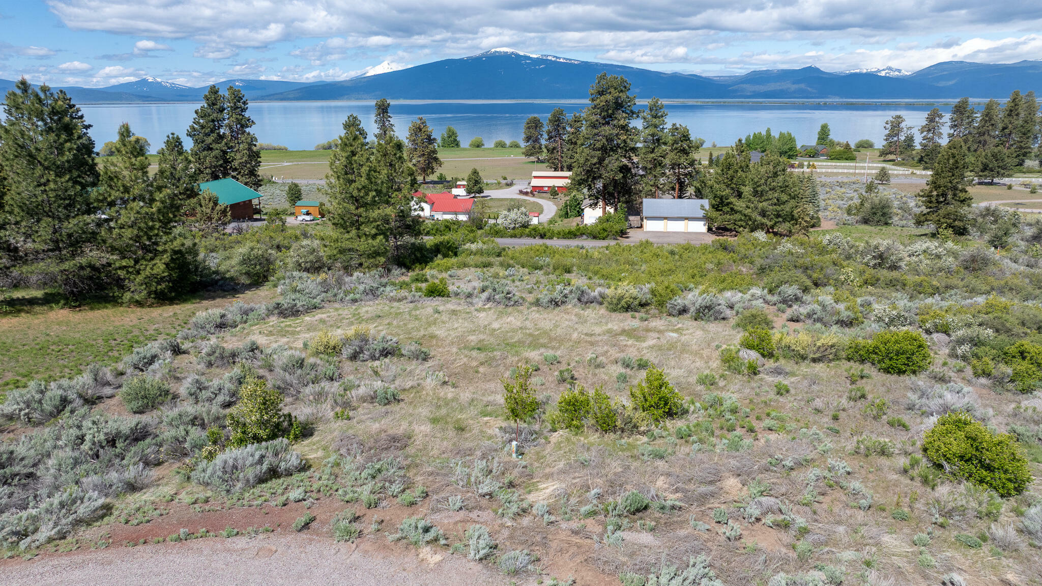 Property Photo: Sunset Place OR 97624