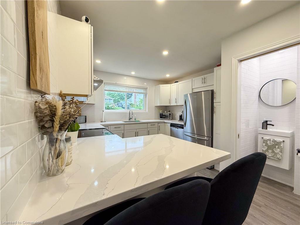 Property Photo: 132 King Hiram Street ON N5C 1L6