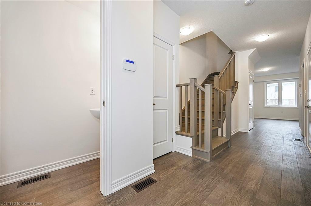 Property Photo: 36 Linden Park Lane ON L9A 1Y1