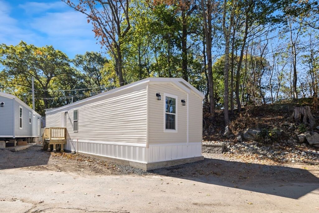 Property Photo:  103 Newbury 3  MA 01923 