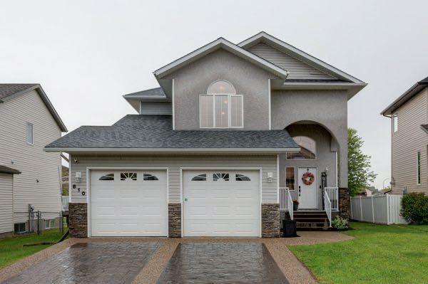 Photo de la propriété:  810 1 Street SW  AB T0J 0Y6 