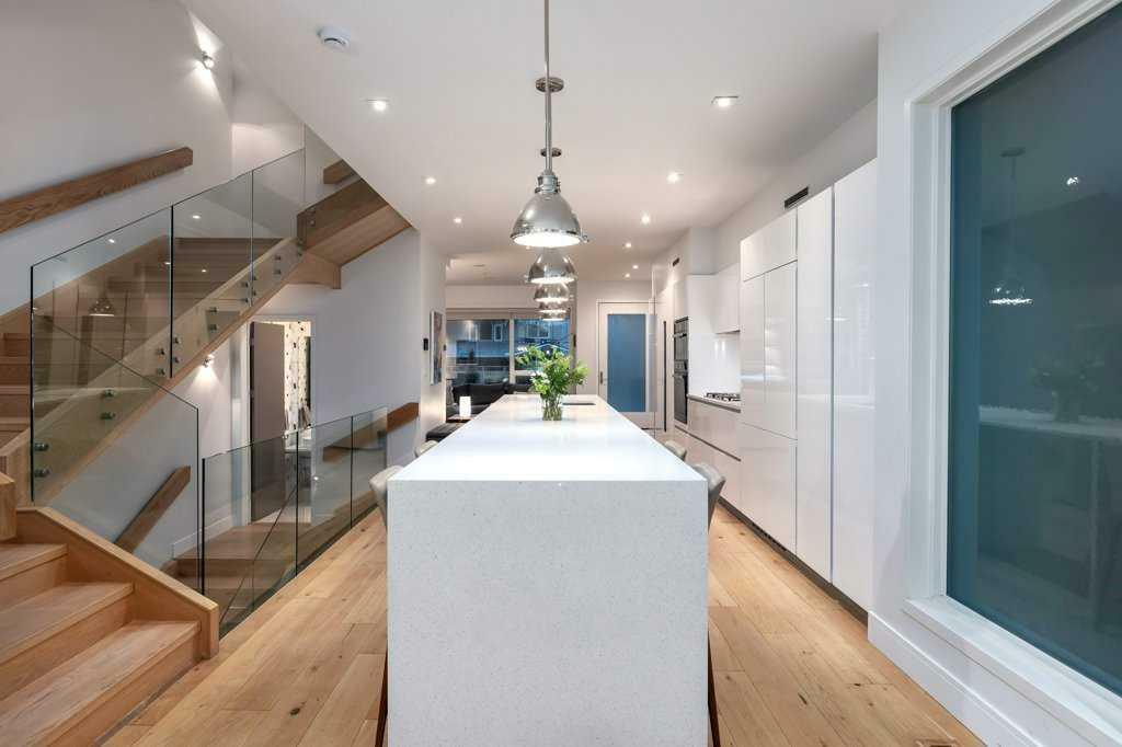 Property Photo: 1719 13 Street SW AB T2T 3P5