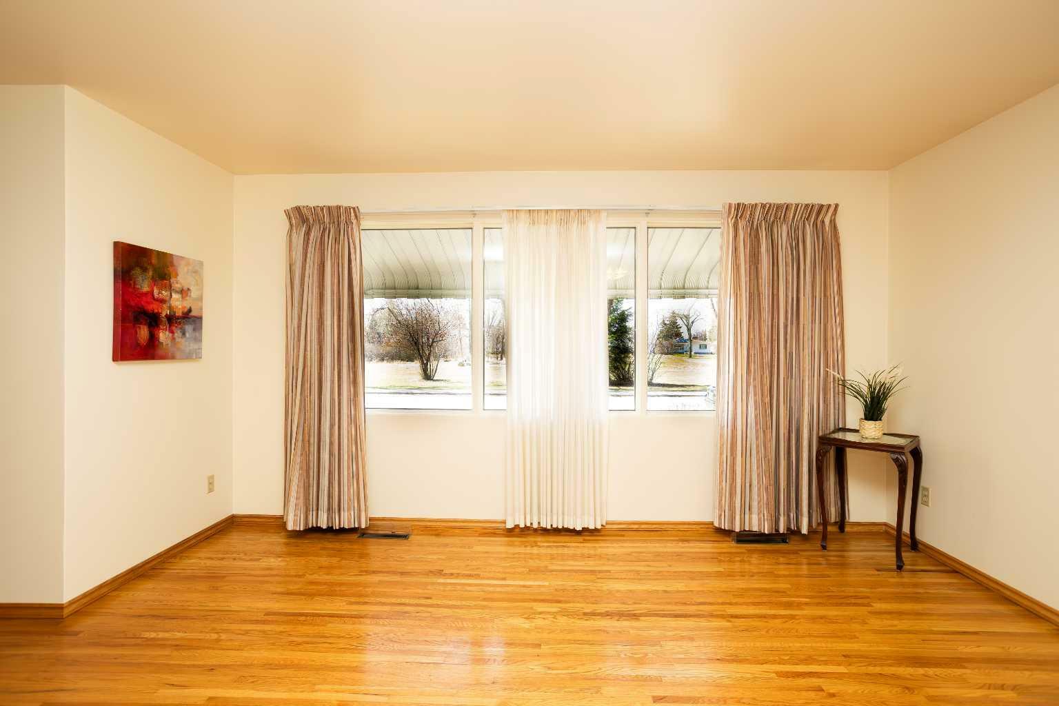 Property Photo: 4005 41 Avenue AB T4N 2X9