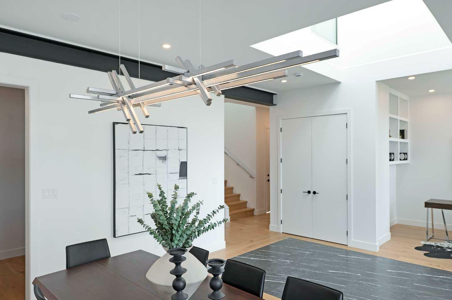 Property Photo: 517 28 Avenue NW AB T2M 2K9