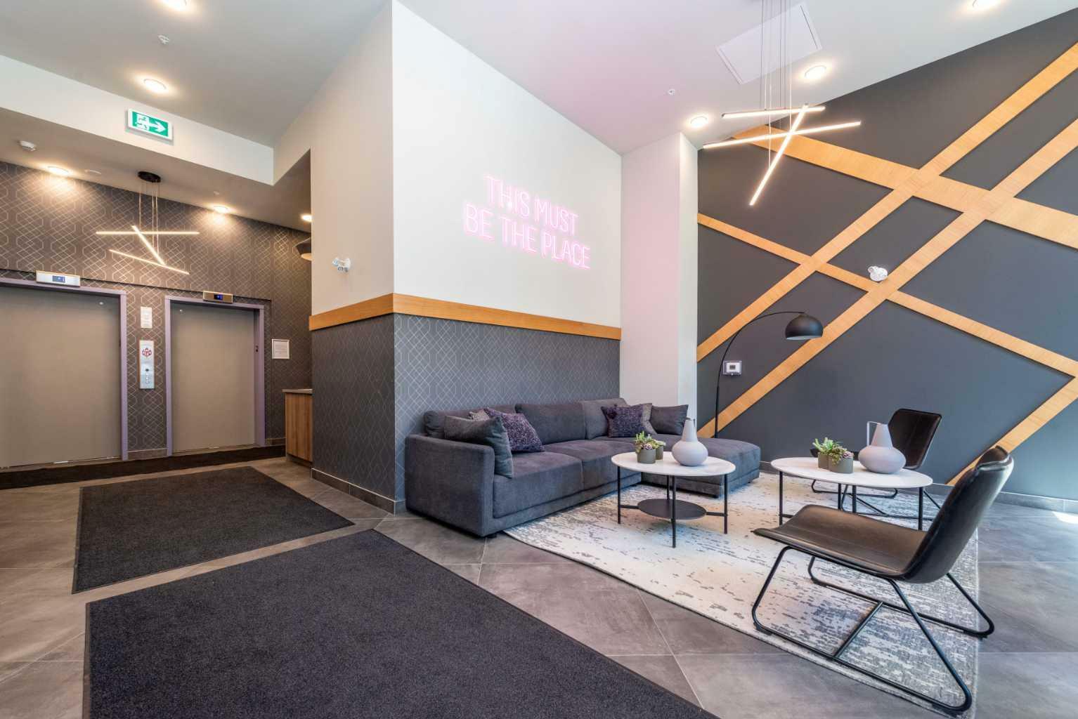 Property Photo:  3932 University Avenue NW 214  AB T3B 6P6 