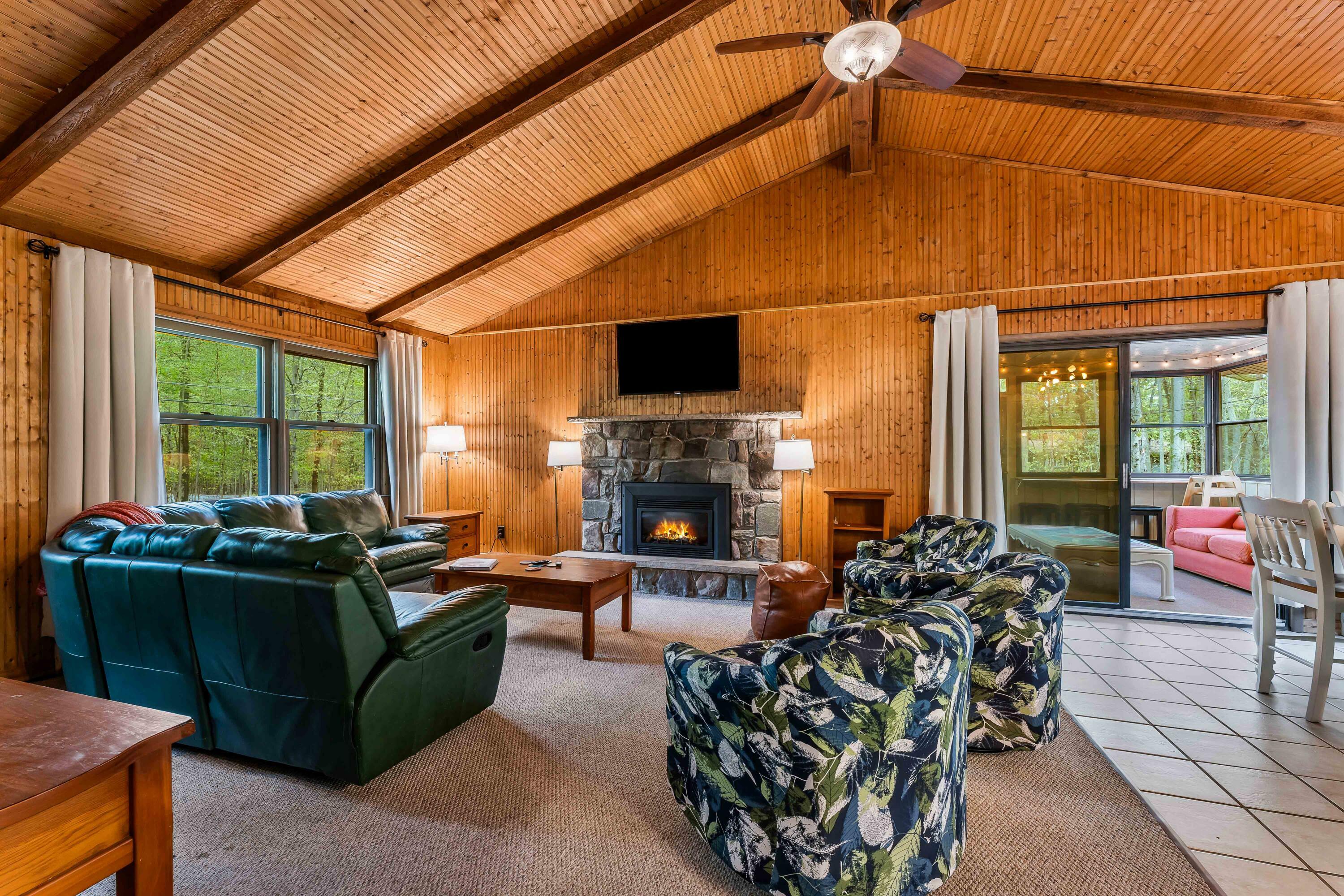 Property Photo: 82 Lyman Lane PA 18424