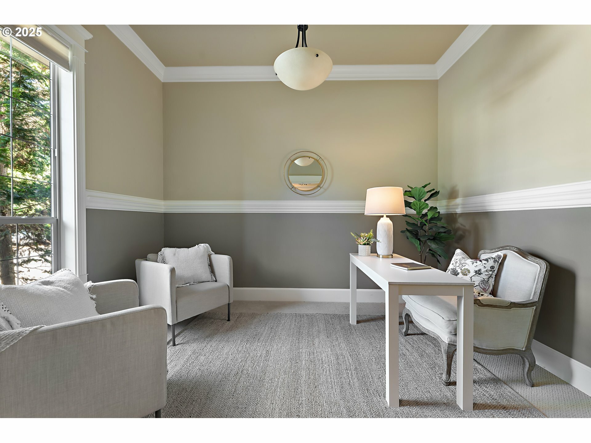 Property Photo: 7102 SW 78th Ave OR 97223