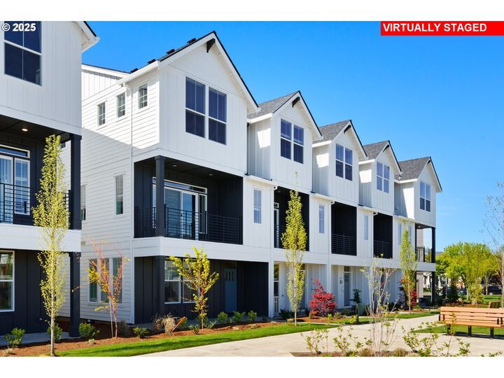 Property Photo:  3350 SE Hammock Ln  OR 97123 