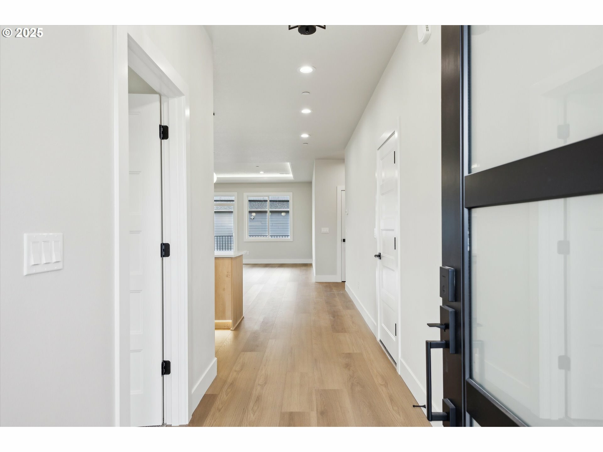 Property Photo: 773 Riley Dr OR 97381