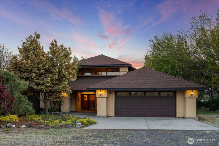 Property Photo: 3350 Hungry Junction Road WA 98926