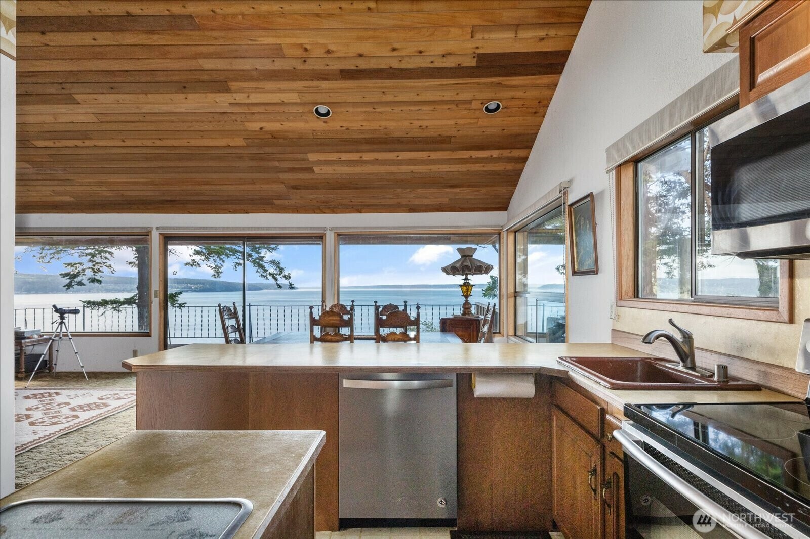 Property Photo:  1244  Polnell Shores Drive  WA 98277 