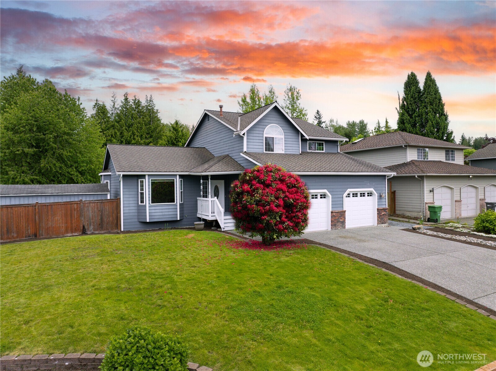 Property Photo: 14627 64th Avenue SE WA 98296