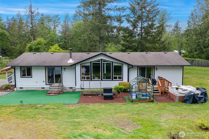 25420  354th Avenue SE  Ravensdale WA 98051 photo