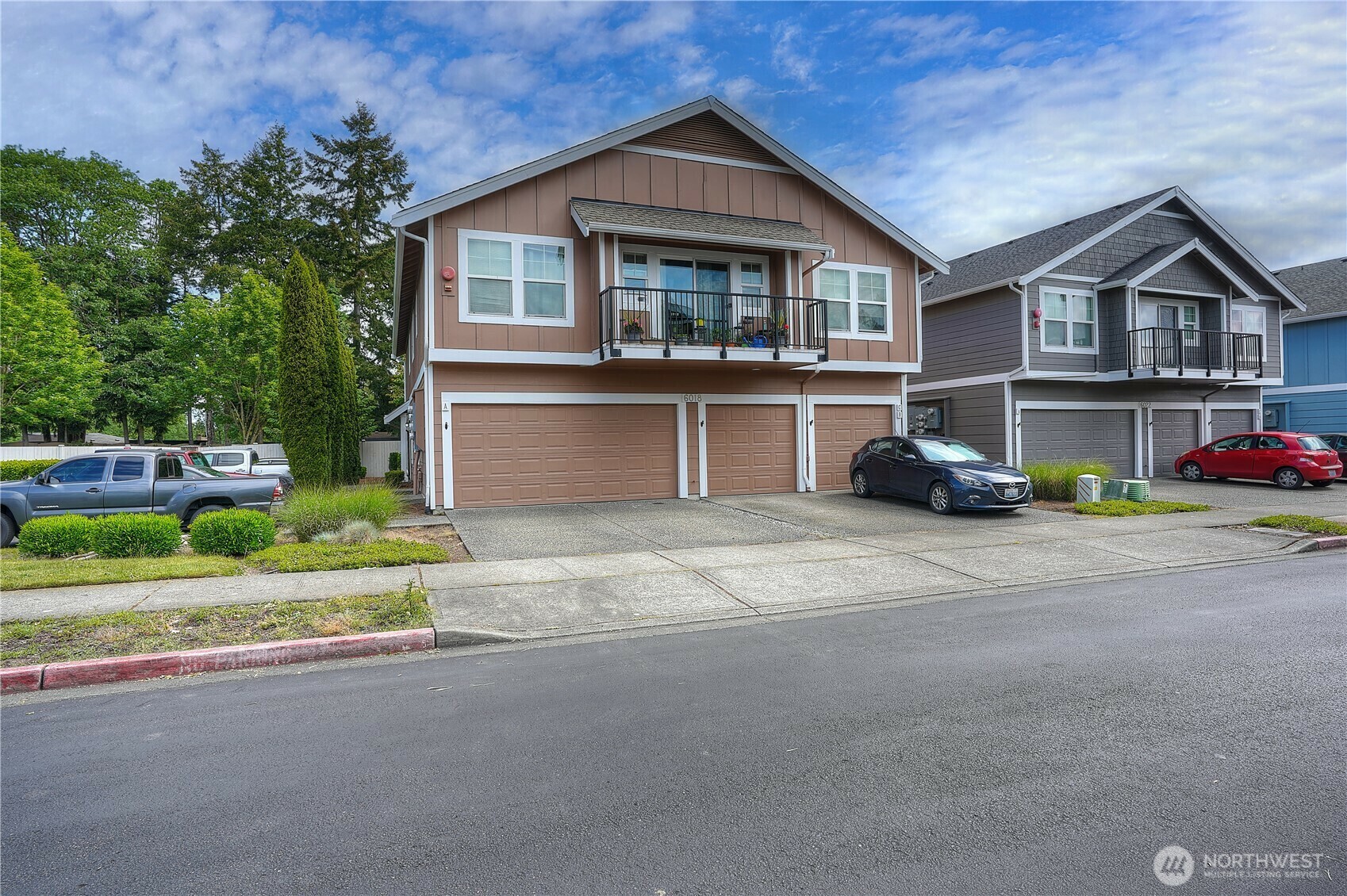 Property Photo: 6018 Illinois Lane SE B WA 98513