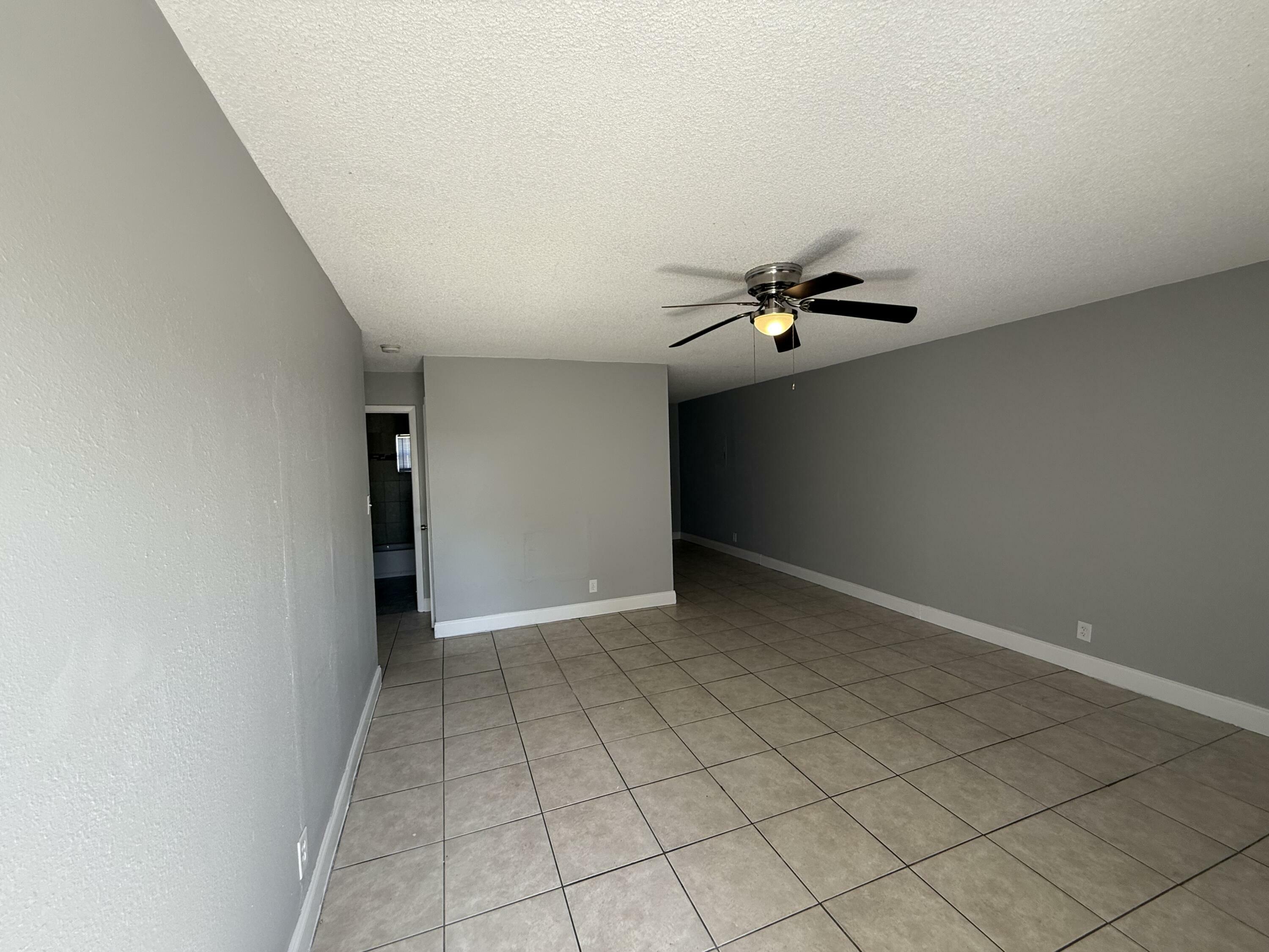 Property Photo:  1196 Ac Evans Street 2  FL 33404 