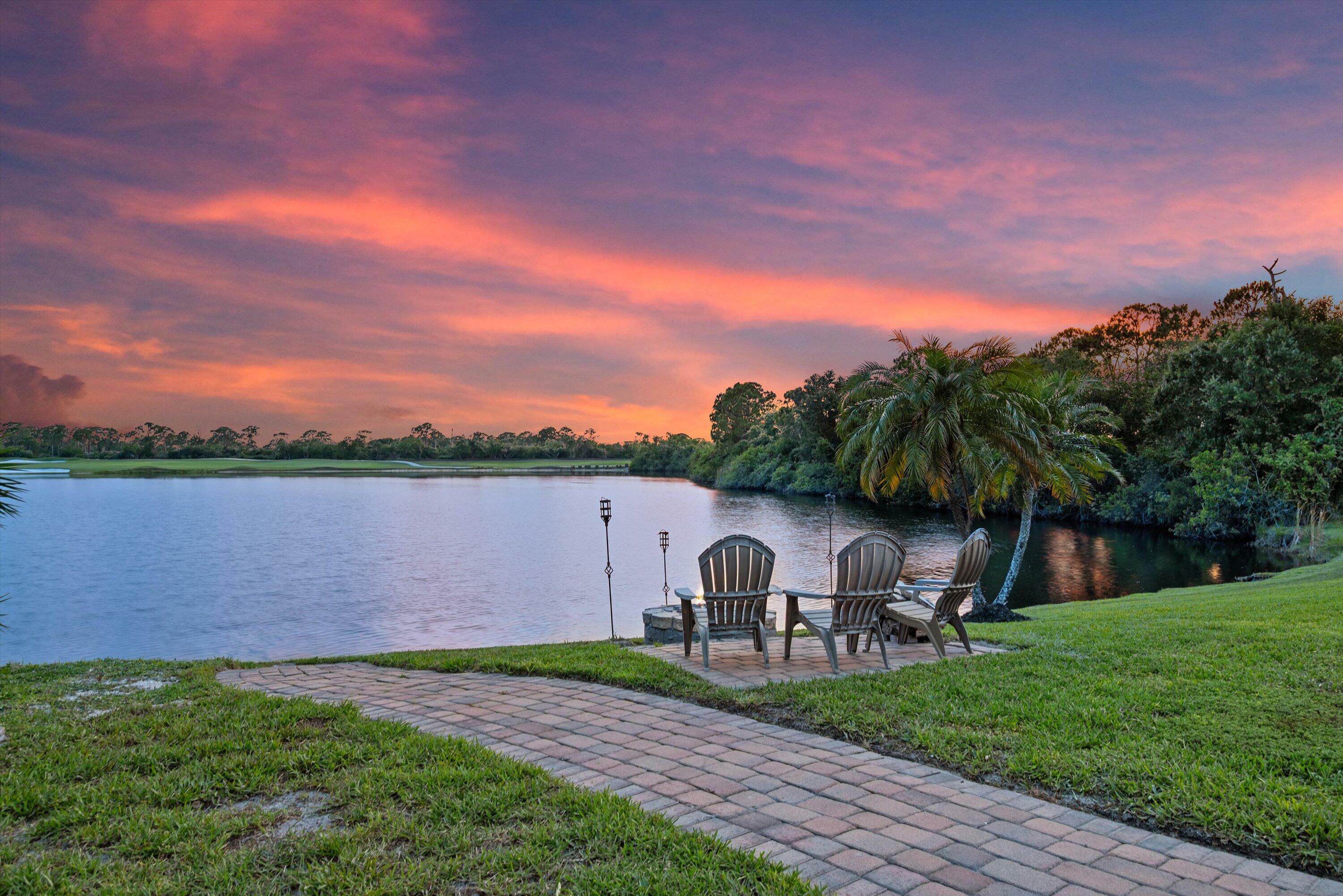 Property Photo:  1936 SW Wood Duck Lane  FL 34990 