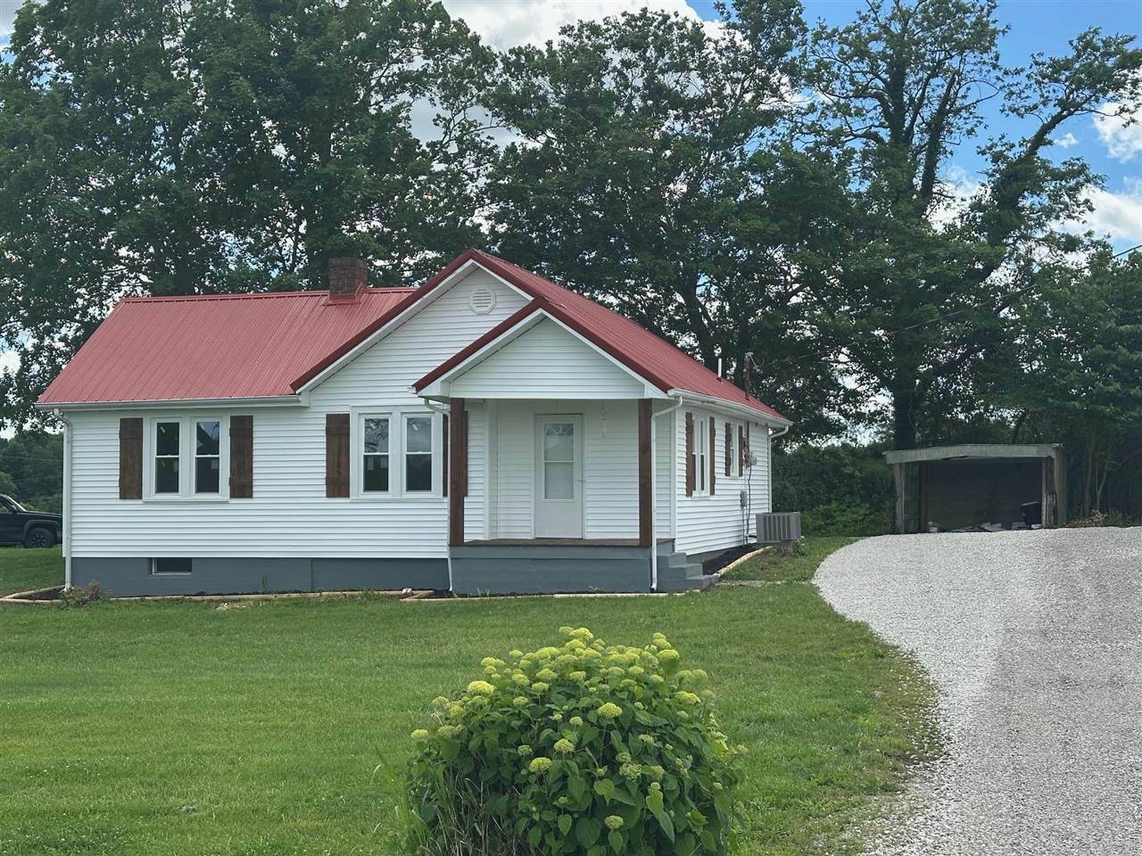 Property Photo: 33 Moore Road KY 42166
