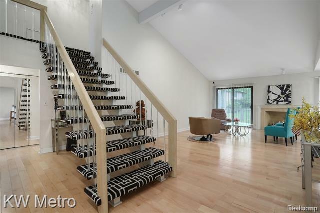 Property Photo:  7273 Creeks Bend Court  MI 48322 