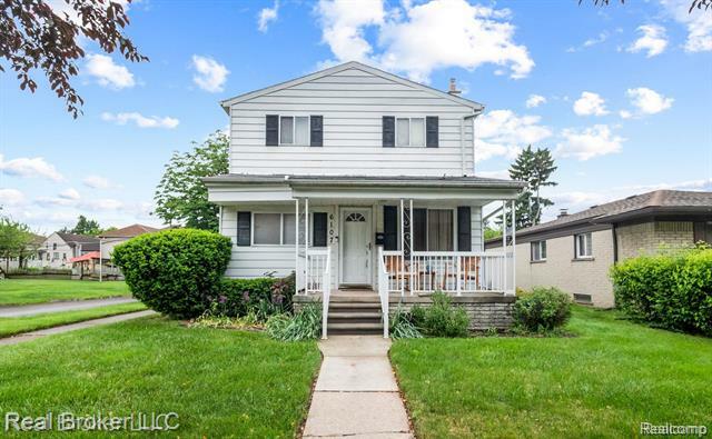 6107 Whitefield Street  Dearborn Heights MI 48127 photo