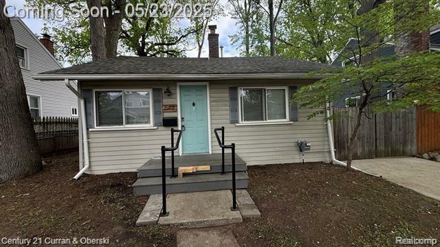 Property Photo: 648 W Hazelhurst Street MI 48220