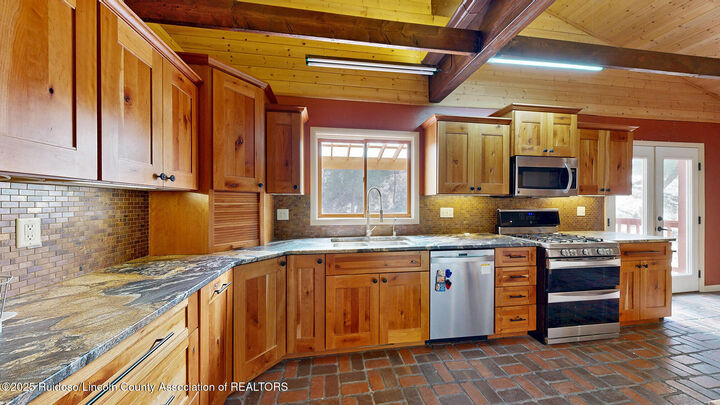 Property Photo:  109 Snowcap Drive  NM 88345 