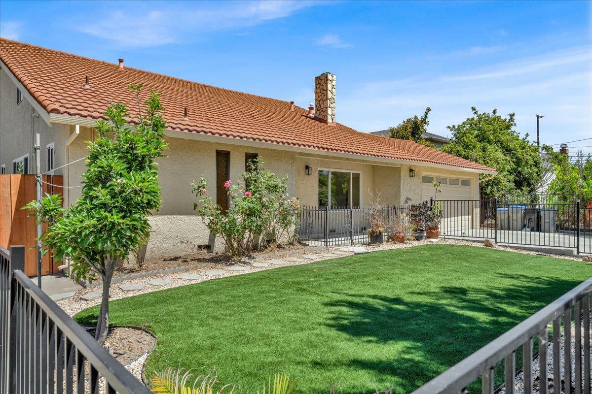 Property Photo: 875 East Taylor Street CA 95112